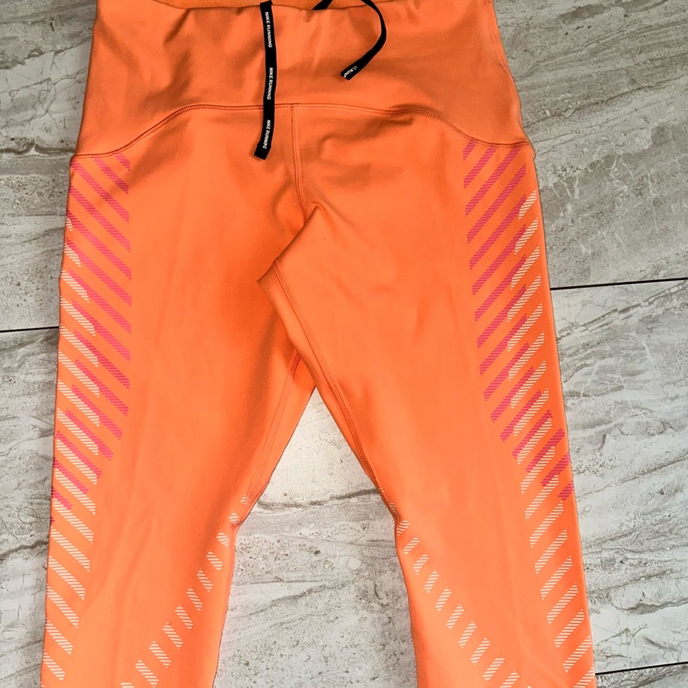 Nike Orange and Pink Performance Leggings Ergonomic Fit